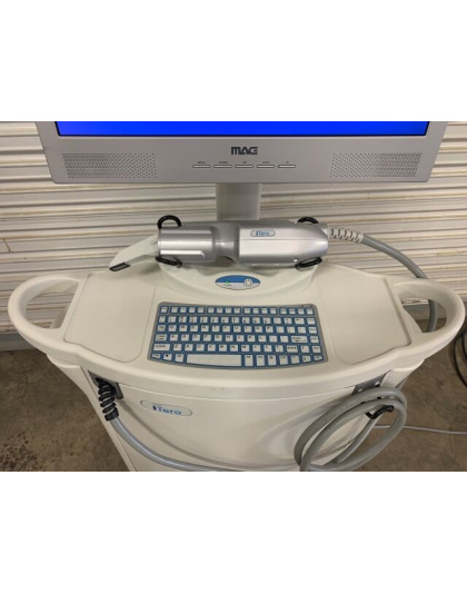 iTero ScannThe iTero HD2.9 scanner's screen showing real-time imaging feedback during a scanning procedure, enhancing the diagnostic process.er iTero HD2.9 scanner displaying real-time imaging feedback