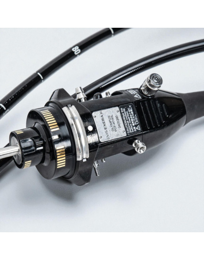 Highlights the colonoscope’s extensive viewing angle, enabling comprehensive visualization during colonoscopy. Wide 170° Field of View