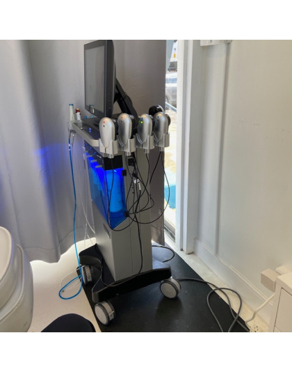edge hydrafacial tower md machine 2019 sale